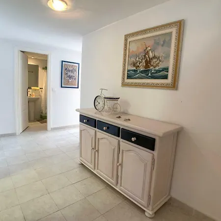 Apolo 16, Planta 17 Apartment *